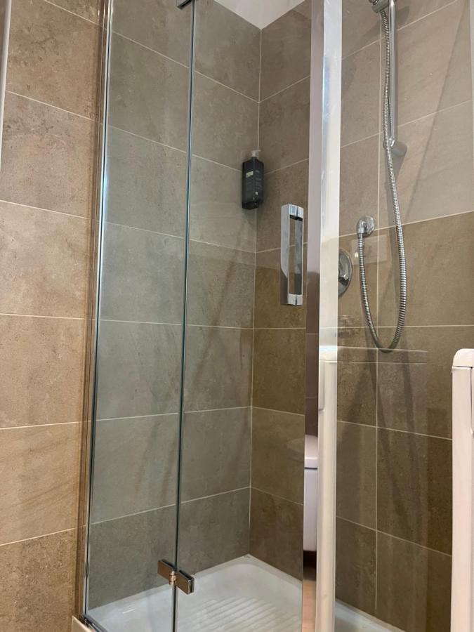 Modern Apartment - Centro Padova Luaran gambar